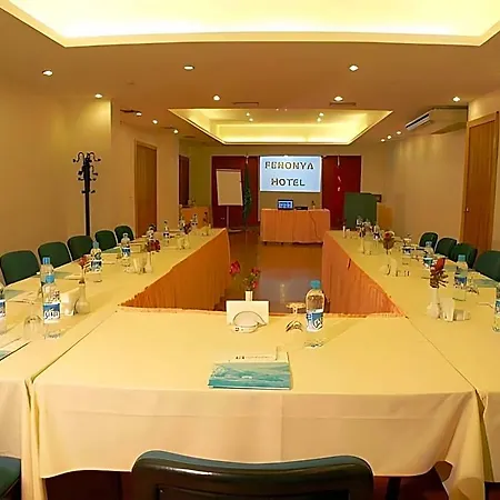 Otel Feronya 4*