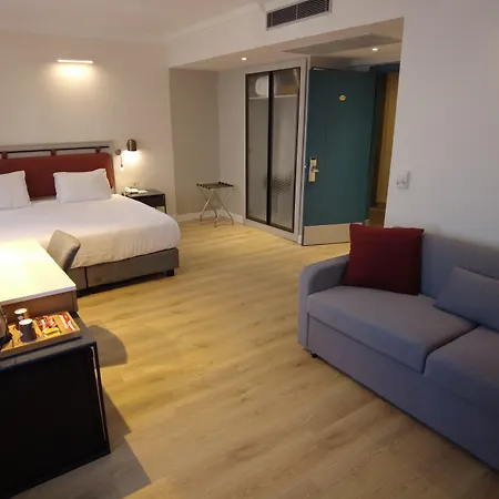 Hotel Feronya 4*