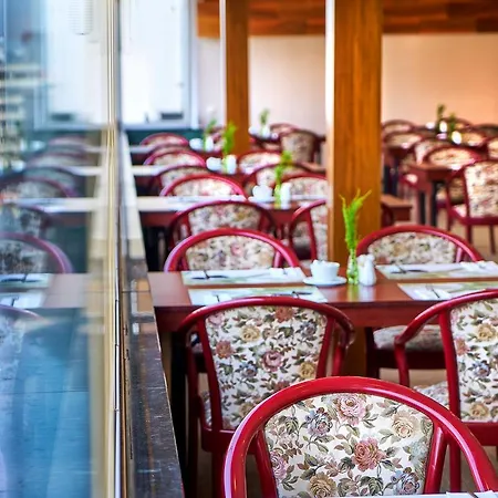 Feronya Otel