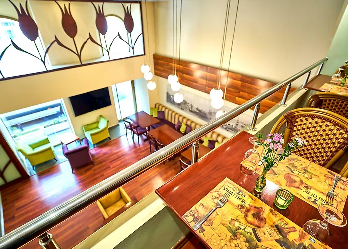 فريوانيا فندق 4*