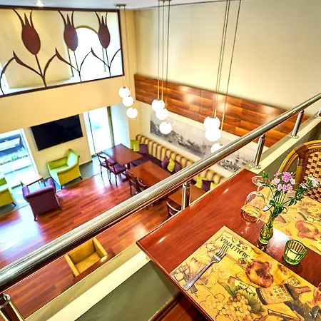 Feronya Hotell 4*